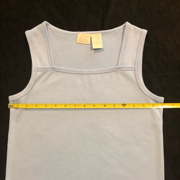 🌈3/$15🌈 Square Neck Sleeveless Top - Picture 6 of 6